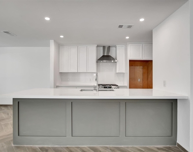 7 Bitterwood Court - Photo Thumbnail 13