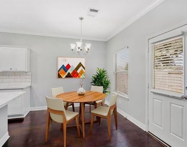 6639 Stonecross Creek Lane - Photo Thumbnail 8