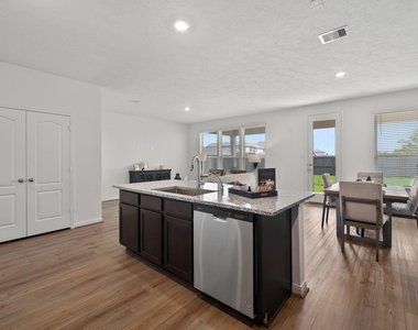 25523 Cartington Lane - Photo Thumbnail 6