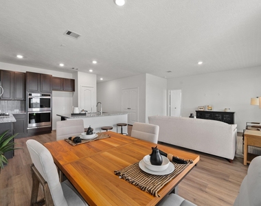 25523 Cartington Lane - Photo Thumbnail 7