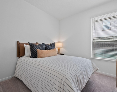 25523 Cartington Lane - Photo Thumbnail 13
