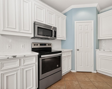 26806 Shoal Hollow Ct - Photo Thumbnail 12