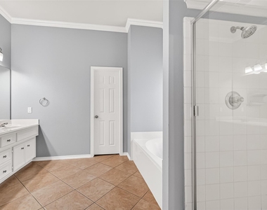 26806 Shoal Hollow Ct - Photo Thumbnail 24