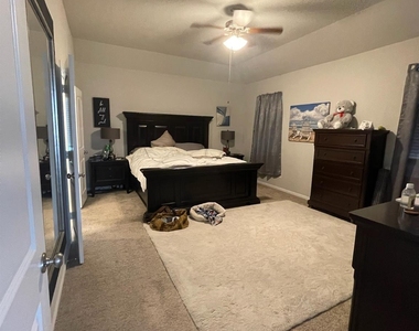 14007 S River Drive - Photo Thumbnail 5