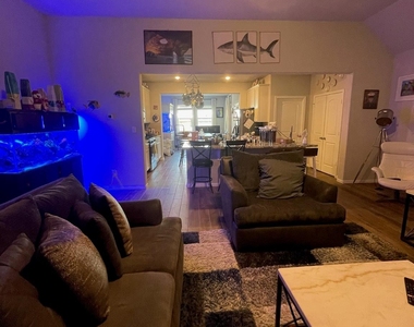 14007 S River Drive - Photo Thumbnail 4