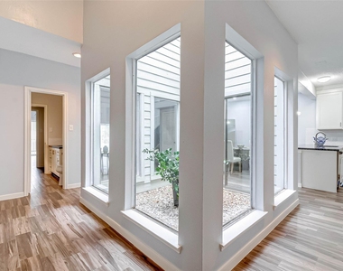395 Rancho Bauer Drive - Photo Thumbnail 9
