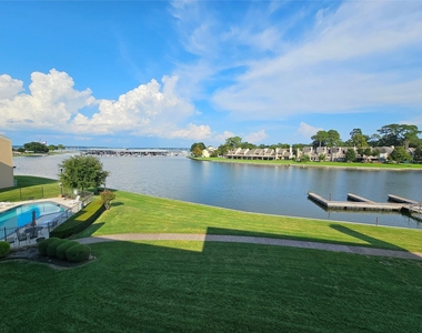 12600 Melville Drive - Photo Thumbnail 25