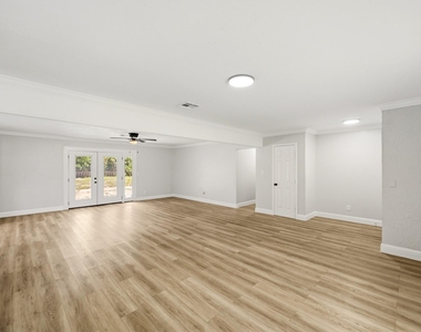 1310 Burning Tree Road - Photo Thumbnail 3