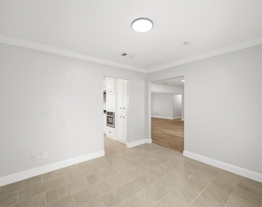 1310 Burning Tree Road - Photo Thumbnail 12