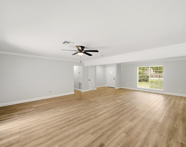 1310 Burning Tree Road - Photo Thumbnail 6