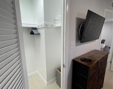 170 Turtle Lake Court - Photo Thumbnail 23