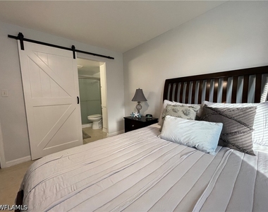 170 Turtle Lake Court - Photo Thumbnail 12