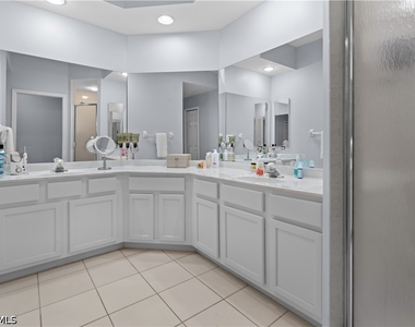 14967 Rivers Edge Court - Photo Thumbnail 12