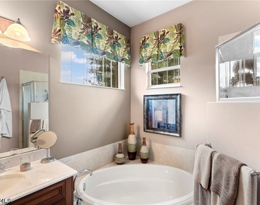 6155 Dogleg Drive - Photo Thumbnail 14