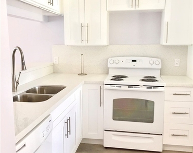 2648 Kings Lake Boulevard - Photo Thumbnail 3