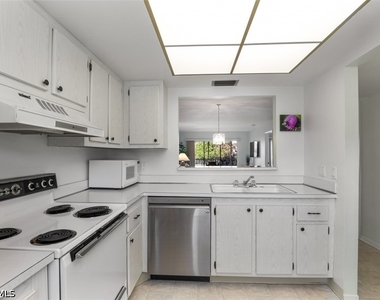 3150 Binnacle Drive - Photo Thumbnail 6