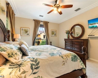 9066 Albion Lane N - Photo Thumbnail 15