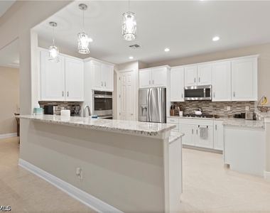 8792 Largo Mar Drive - Photo Thumbnail 3