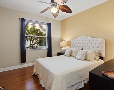8792 Largo Mar Drive - Photo Thumbnail 16