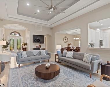 8792 Largo Mar Drive - Photo Thumbnail 11