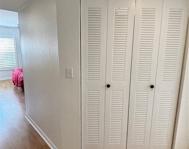 2103 Tama Circle - Photo Thumbnail 10