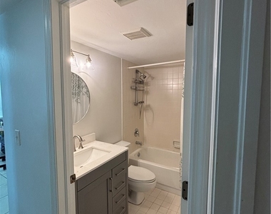 2103 Tama Circle - Photo Thumbnail 21