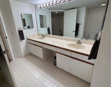 2103 Tama Circle - Photo Thumbnail 14
