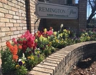 14600 Fonmeadow Drive - Photo Thumbnail 3