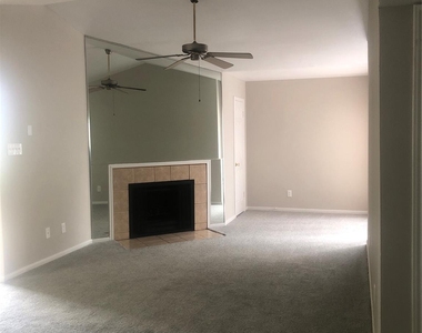 14600 Fonmeadow Drive - Photo Thumbnail 8