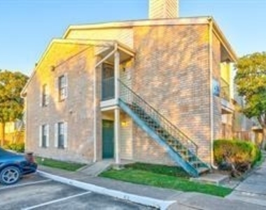 14600 Fonmeadow Drive - Photo Thumbnail 1