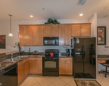 9102 Chula Vista Street - Photo Thumbnail 7