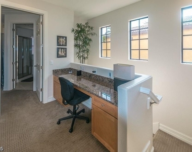 9102 Chula Vista Street - Photo Thumbnail 15