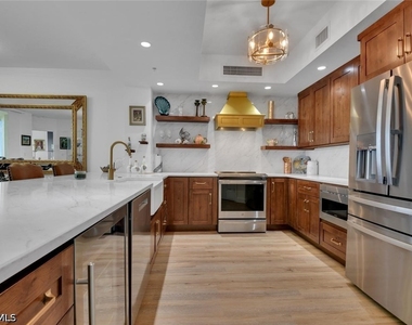1065 Borghese Lane - Photo Thumbnail 2