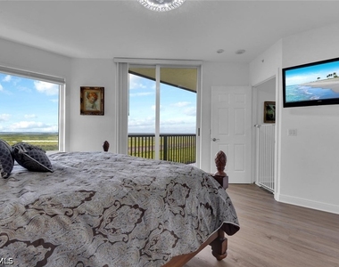 1065 Borghese Lane - Photo Thumbnail 14