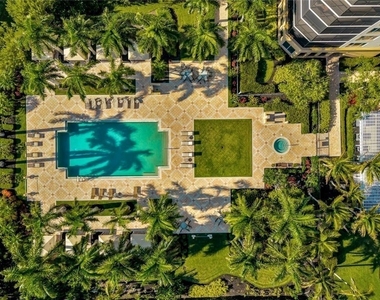 1065 Borghese Lane - Photo Thumbnail 41