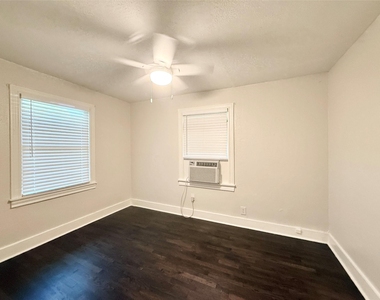 119 Oak Drive - Photo Thumbnail 13