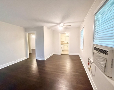 119 Oak Drive - Photo Thumbnail 2