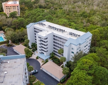 270 Naples Cove Drive - Photo Thumbnail 23