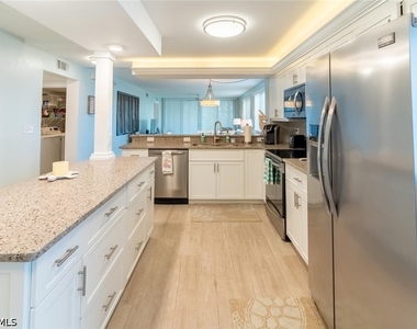 270 Naples Cove Drive - Photo Thumbnail 6