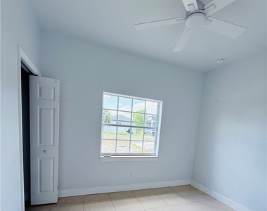 3465 Everglades Boulevard N - Photo Thumbnail 15