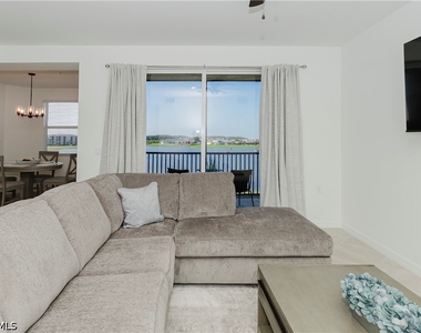 5583 Double Eagle Circle - Photo Thumbnail 11