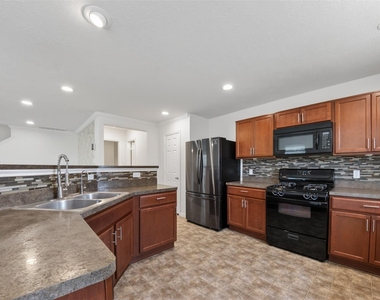 15323 Trinity Meadow Dr - Photo Thumbnail 8
