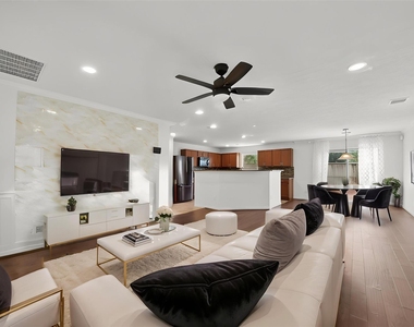 15323 Trinity Meadow Dr - Photo Thumbnail 3
