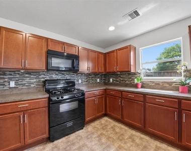 15323 Trinity Meadow Dr - Photo Thumbnail 9