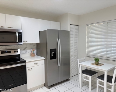 7750 Jewel Lane - Photo Thumbnail 4