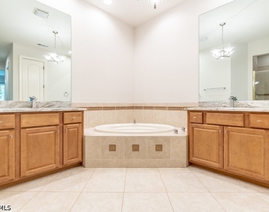 28485 Altessa Way - Photo Thumbnail 15