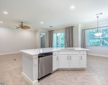 28485 Altessa Way - Photo Thumbnail 10