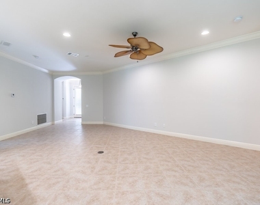 28485 Altessa Way - Photo Thumbnail 4