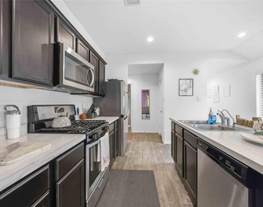22434 Forest Gorge Lane - Photo Thumbnail 15