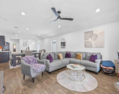 22434 Forest Gorge Lane - Photo Thumbnail 7